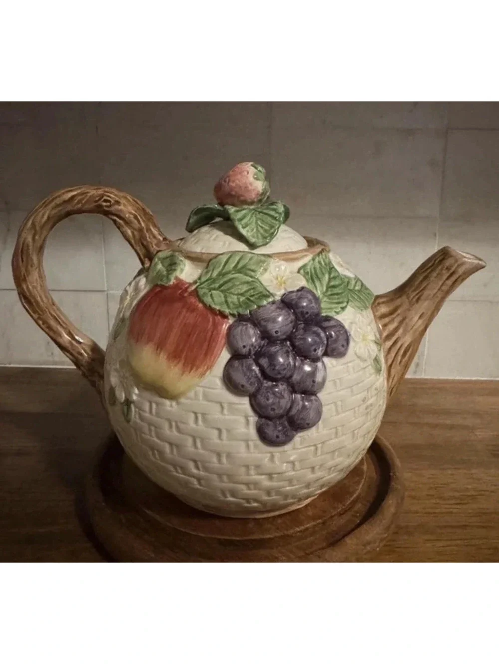 N/A strawberry rustic details
